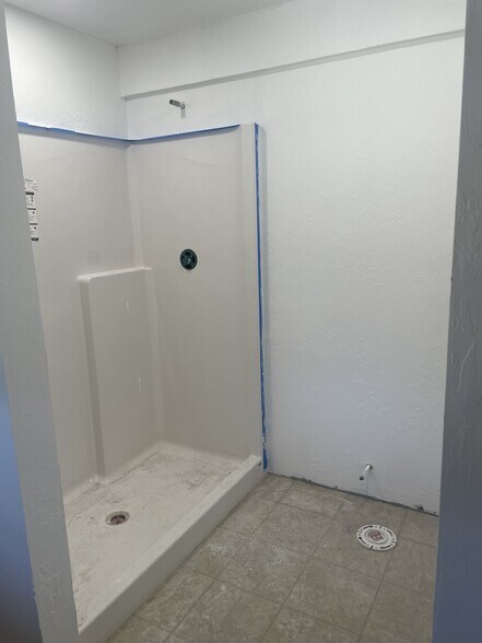 More Photos Of 115 Phillips St, Canyonville General Retail For Sale
