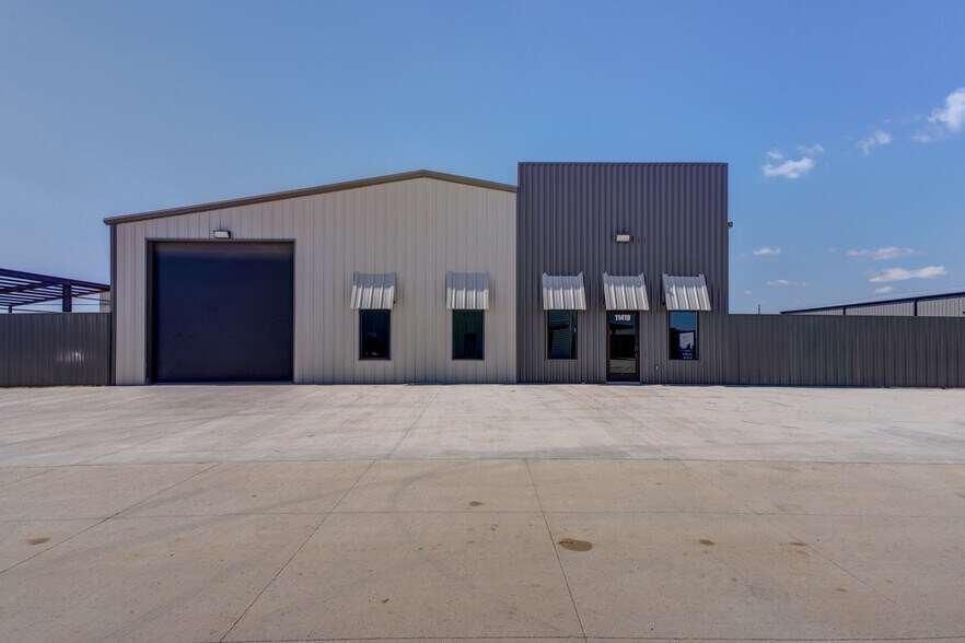 Primary Photo Of 11418 CR 2220, Lubbock Warehouse For Sale