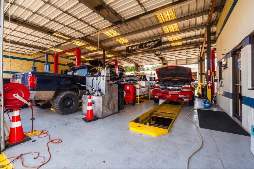 More Photos Of 3211 Fm-1960 Rd, Houston Carwash For Sale