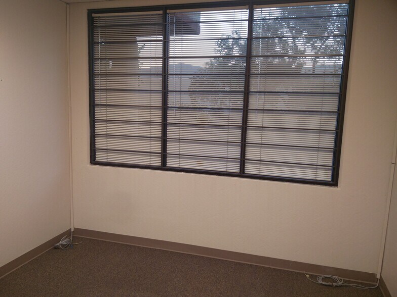 More Photos Of 46560 Fremont Blvd, Fremont Warehouse For Sale
