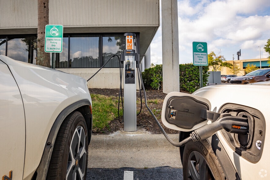 More Photos Of 555 Winderley Pl, Maitland Office For Lease