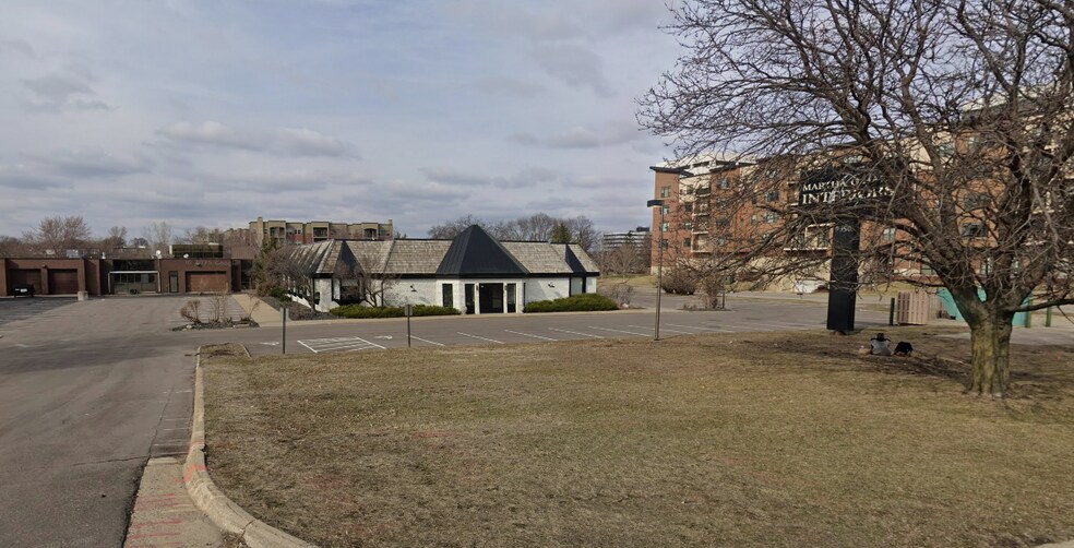 More Photos Of 9950 Wayzata Blvd, Saint Louis Park Office For Sale