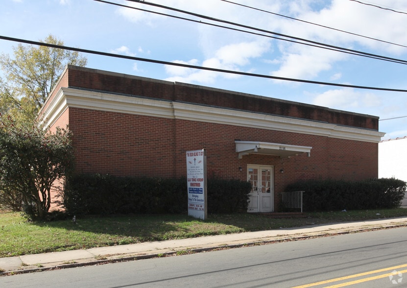 Primary Photo Of 2116 Angier Ave, Durham Freestanding For Lease