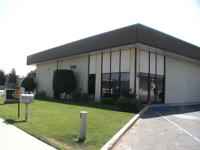 More Photos Of 5501 Aldrin Ct, Bakersfield Manufacturing For Lease