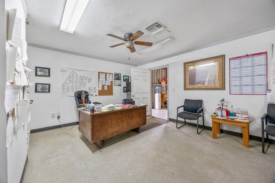 More Photos Of 780 N Todd Ave, Azusa Distribution For Sale