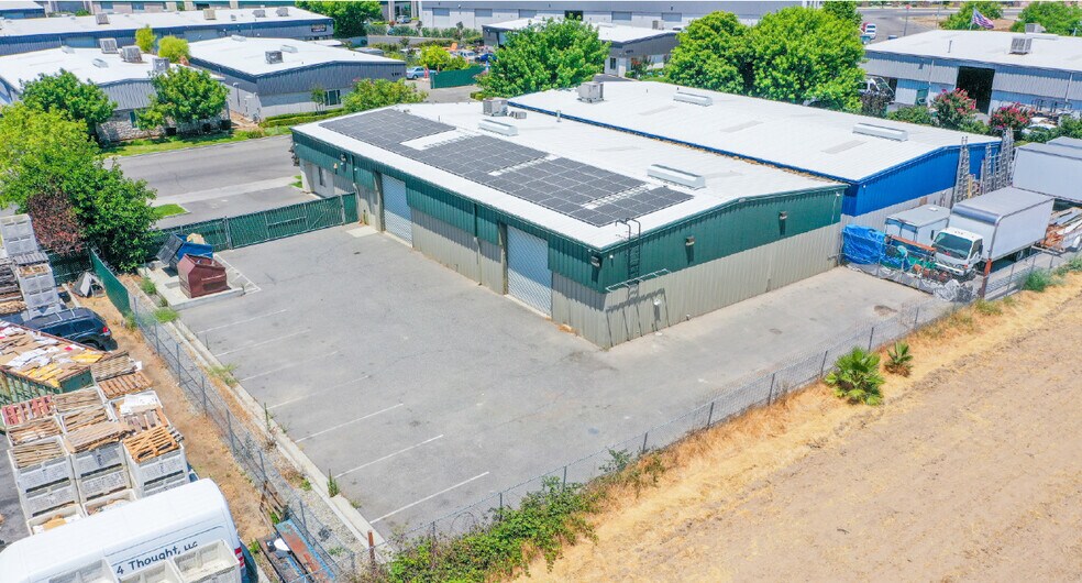 More Photos Of 3954 N Ann Ave, Fresno Warehouse For Lease