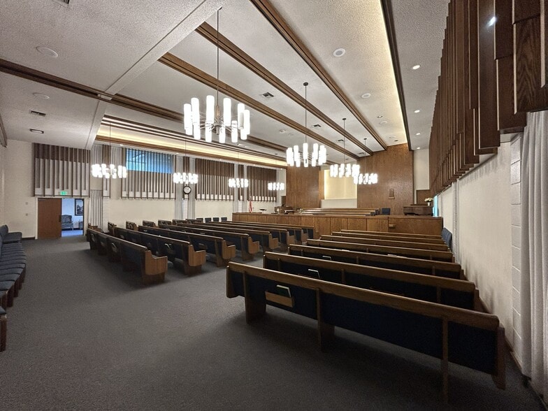 More Photos Of 14801 Osage Ave, Lawndale Specialty For Sale