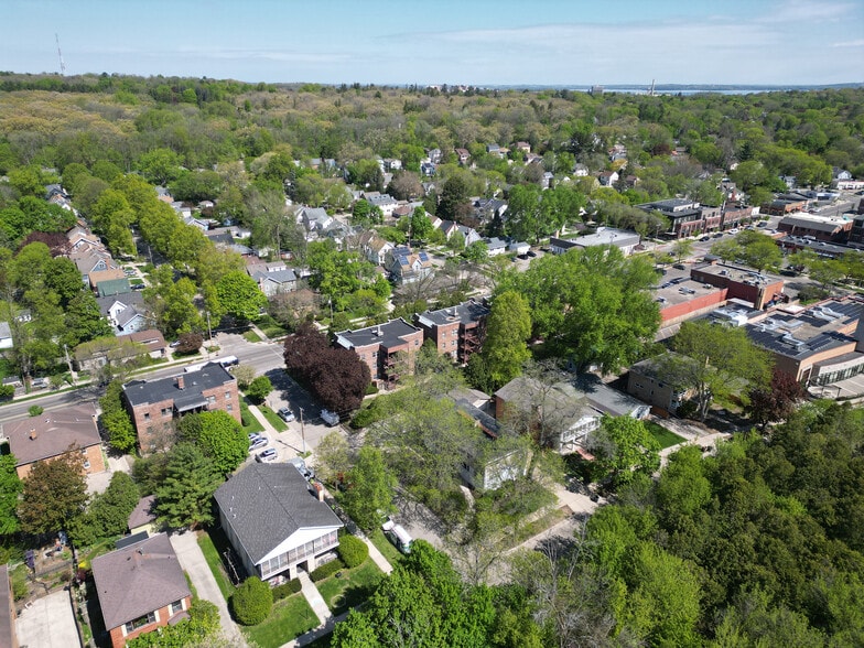 More Photos Of 2821 Monroe St, Madison Apartments For Sale