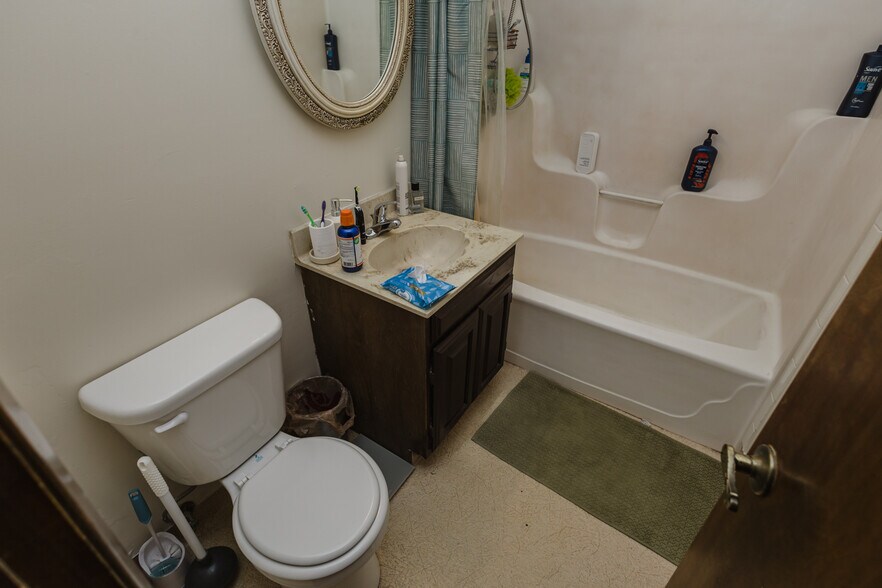 More Photos Of 3102 Sierra Pky, Hutchinson Apartments For Sale