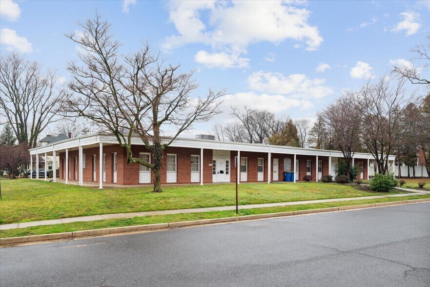 More Photos Of 515 Church St, Bound Brook Medical For Sale