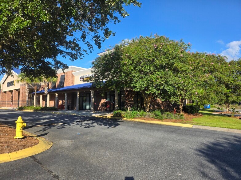 More Photos Of 32 Malphrus Rd, Bluffton Freestanding For Lease