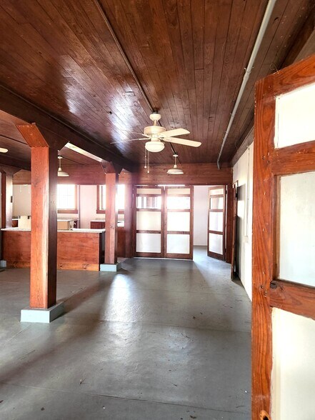 More Photos Of 5070 Lower Apalachee Rd, Madison Religious Facility For Sale