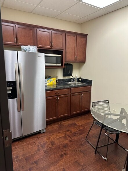 More Photos Of 12201 N Highway 41, Evansville Unknown For Lease