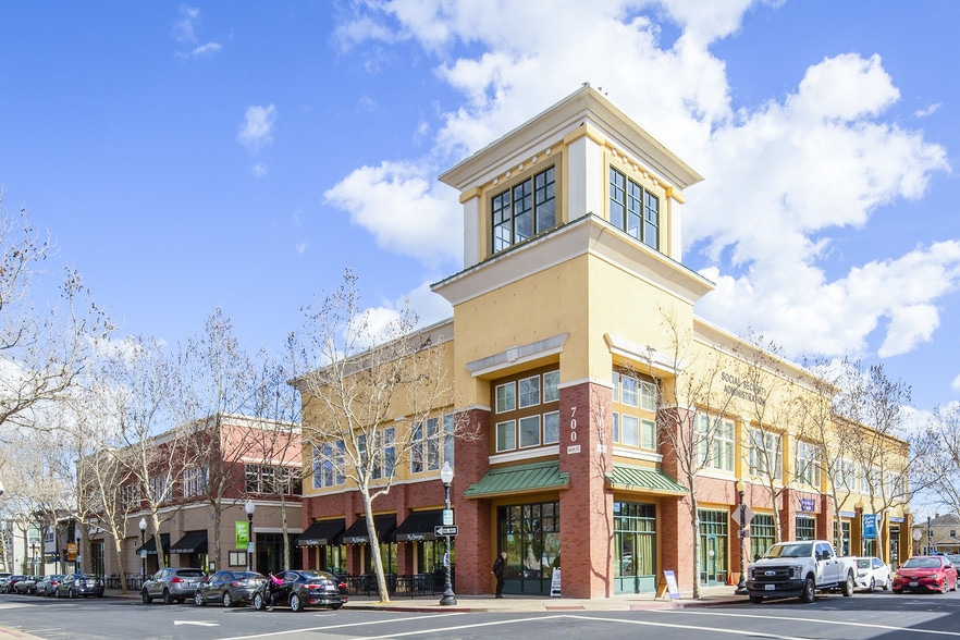 More Photos Of 700 Main St, Suisun City Storefront Retail Office For Sale