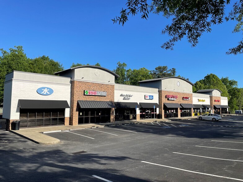 More Photos Of 3725 Sixes Rd, Canton Storefront For Lease