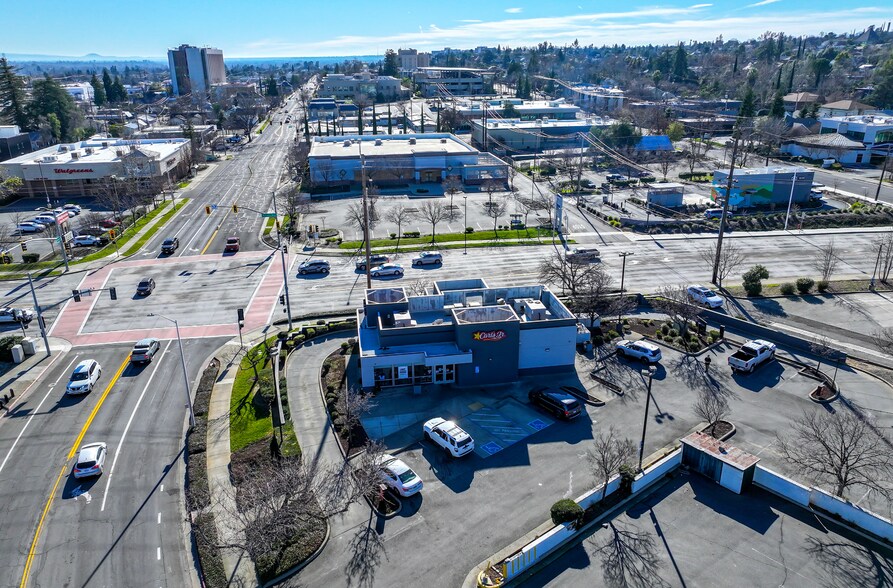 More Photos Of 1800 Eureka Way, Redding Fast Food For Sale