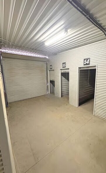 More Photos Of 952 Boulder Blvd, Stony Plain Self Storage For Sale