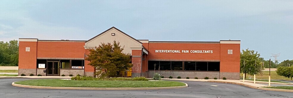 More Photos Of 3 Professional Dr, Alton Office For Lease