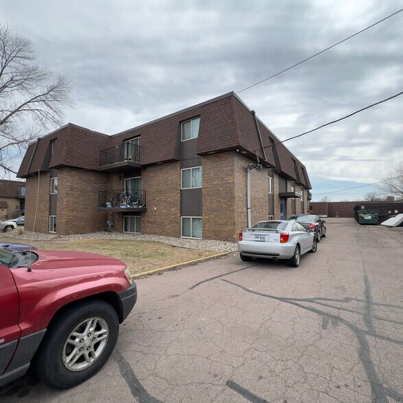 More Photos Of 3509-3601 S Willow Ave, Sioux Falls Apartments For Sale