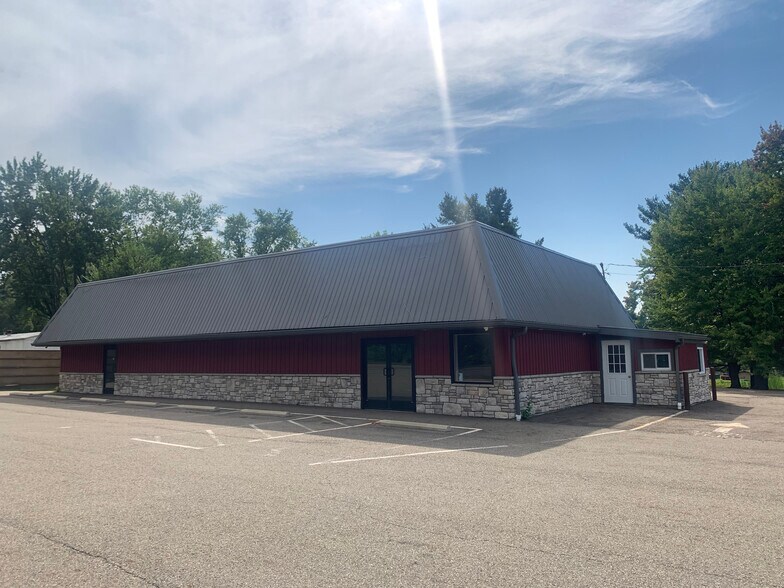 Primary Photo Of 4291 Manchester Ave NW, North Lawrence Office For Sale