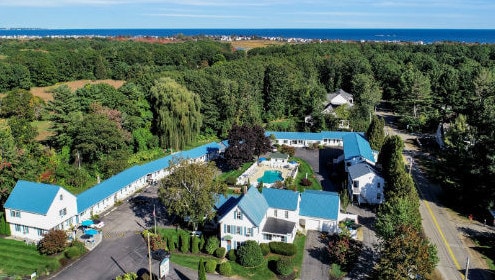 Primary Photo Of Route 1, Moody Hotel For Sale