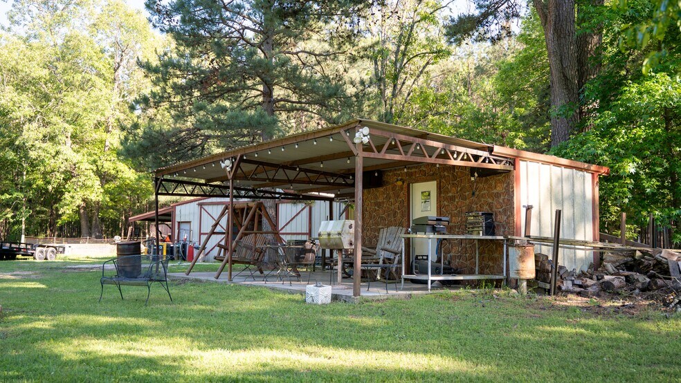 More Photos Of 17631 Farm Road 1159, Clarksville Land For Sale