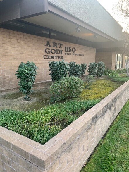 More Photos Of 1212 W Robinhood Dr, Stockton Unknown For Lease