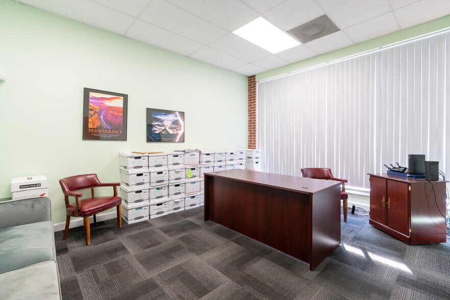 More Photos Of 1569 S Missouri Ave, Clearwater Unknown For Lease
