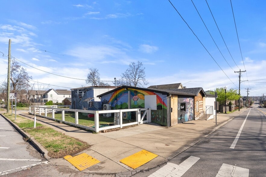 More Photos Of 616 Garfield St, Nashville Convenience Store For Sale