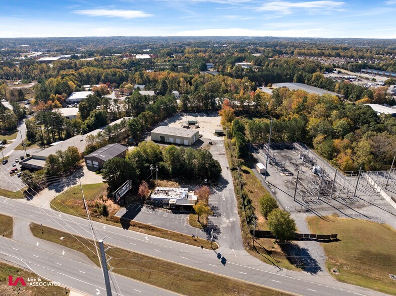 More Photos Of 774 McFarland Pky, Alpharetta Warehouse For Lease