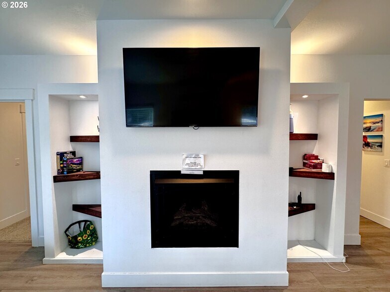 More Photos Of 94353 Leith Rd, Gold Beach Apartments For Sale