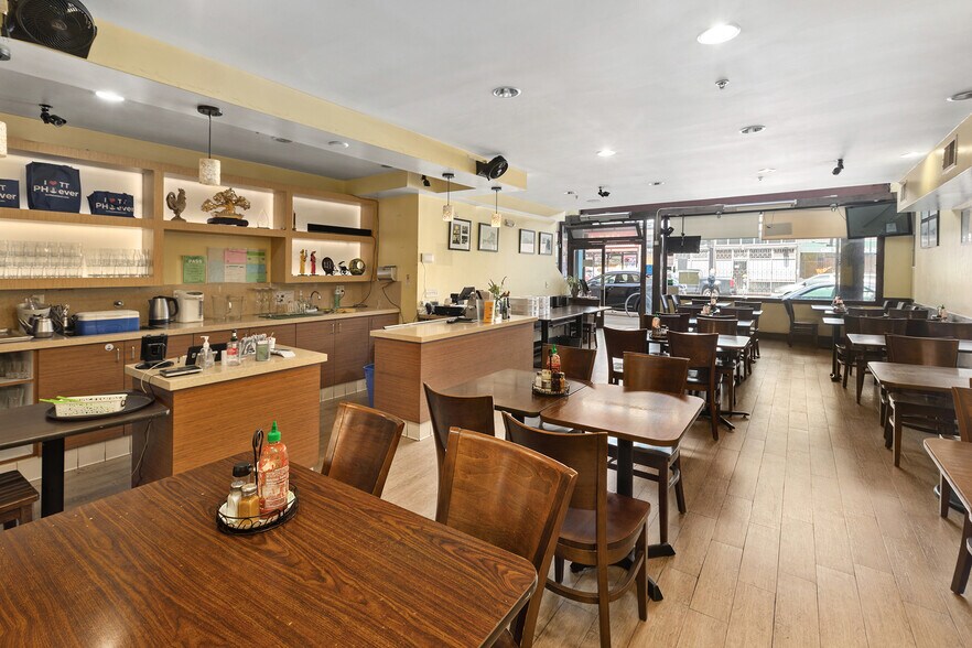 More Photos Of 645 Larkin St, San Francisco General Retail For Sale