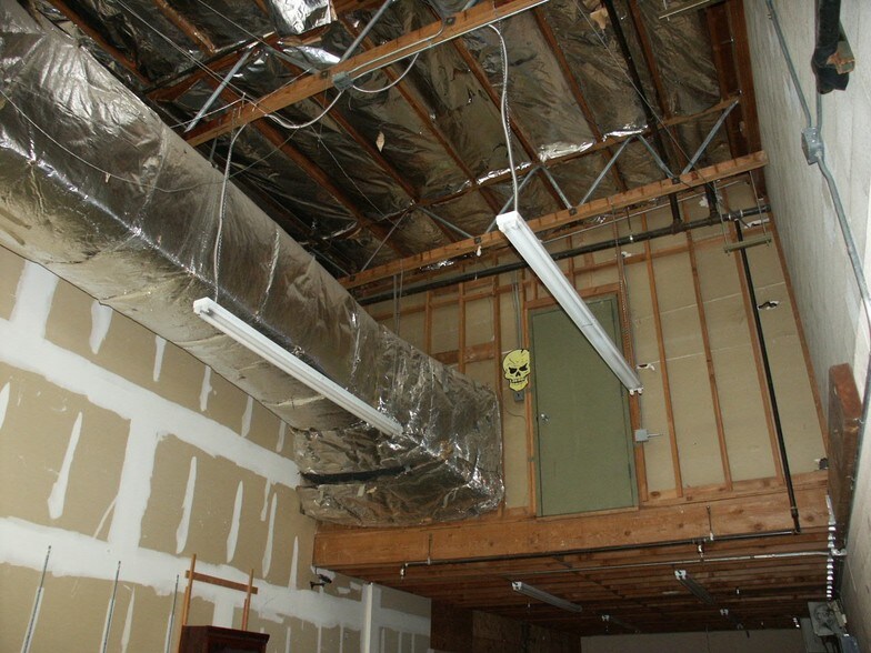 More Photos Of 3515-3559 W Northern Ave, Phoenix General Retail For Lease