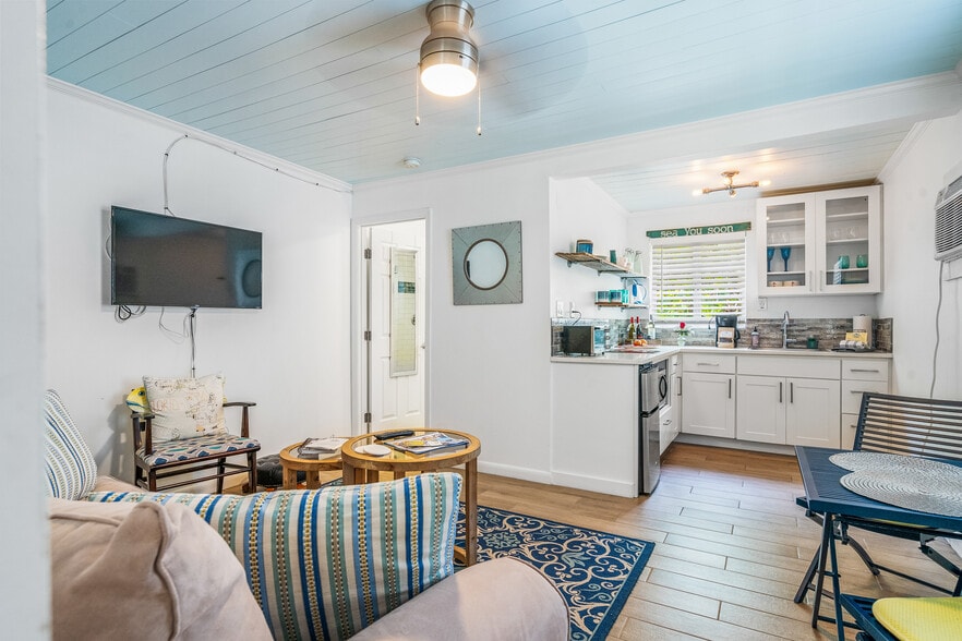 More Photos Of 11450 S Indian River Dr, Sebastian Hotel For Sale