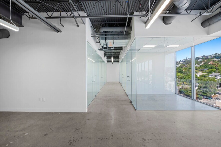 More Photos Of 9000 W Sunset Blvd, West Hollywood Office For Lease