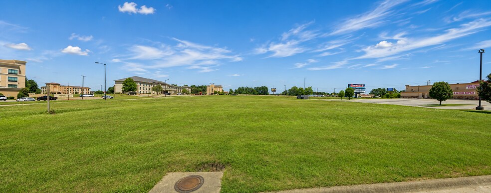 More Photos Of 5119 Crossroads Pkwy, Texarkana Land For Sale