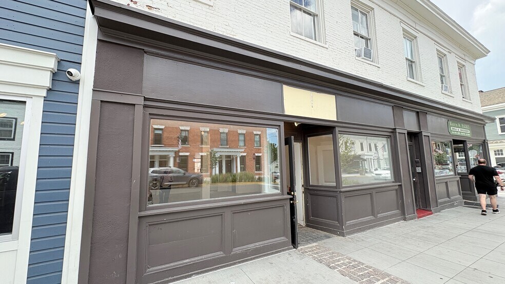 More Photos Of 203 Warren St, Hudson Storefront Retail Office For Lease