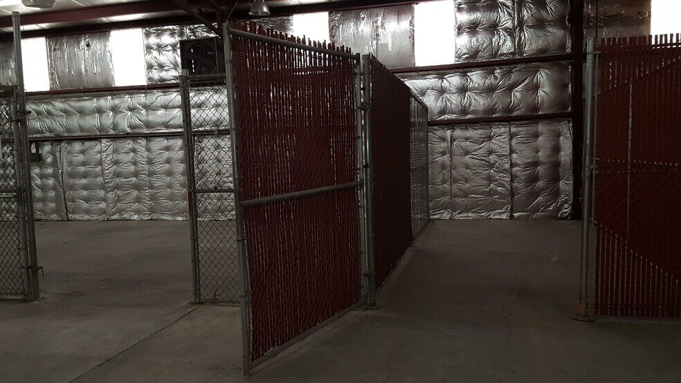 More Photos Of 847 Mt Vernon Ave, Portsmouth Warehouse For Lease