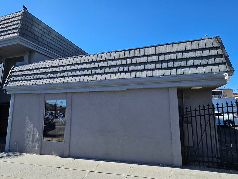 More Photos Of 12501 Philadelphia St, Whittier Office For Sale