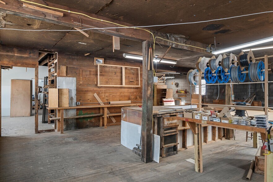 More Photos Of 309 Main St, Emlenton General Retail For Sale