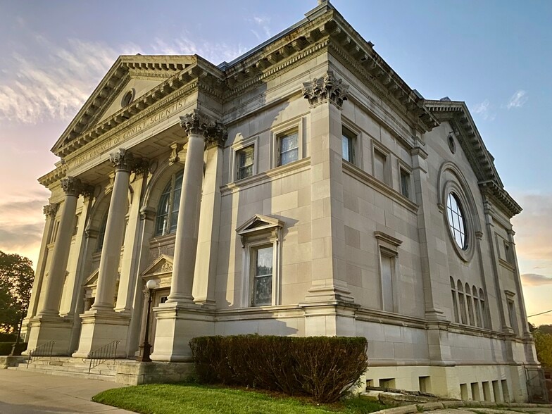 More Photos Of 1201 Felix St, Saint Joseph Lodge Meeting Hall For Sale