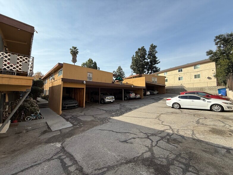 More Photos Of 281 S Avenue 52, Los Angeles Apartments For Sale