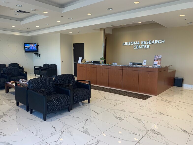 More Photos Of 15601 N 28th Ave, Phoenix Medical For Lease