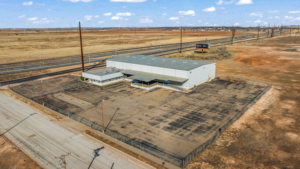 More Photos Of 2307 N Tx-289-loop, Lubbock Truck Terminal For Sale