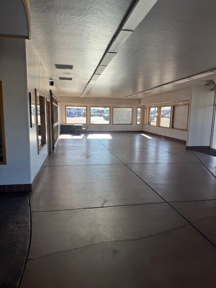 More Photos Of 3312 Wall Ave, Ogden Auto Dealership For Sale