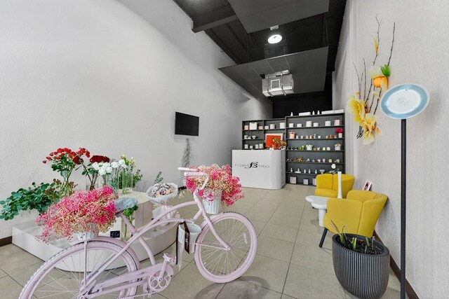 More Photos Of 3300-3370 NE 34th St, Fort Lauderdale Storefront Retail Office For Lease