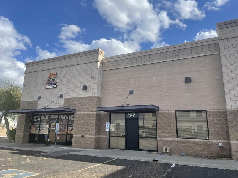 Primary Photo Of 7900 N 70th Ave, Glendale Warehouse For Sale