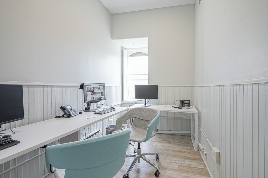 More Photos Of 10 W Main St, Moorestown Loft Creative Space For Sale