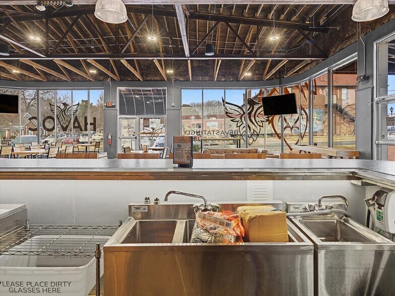 More Photos Of 39 West St, Pittsboro Restaurant For Lease