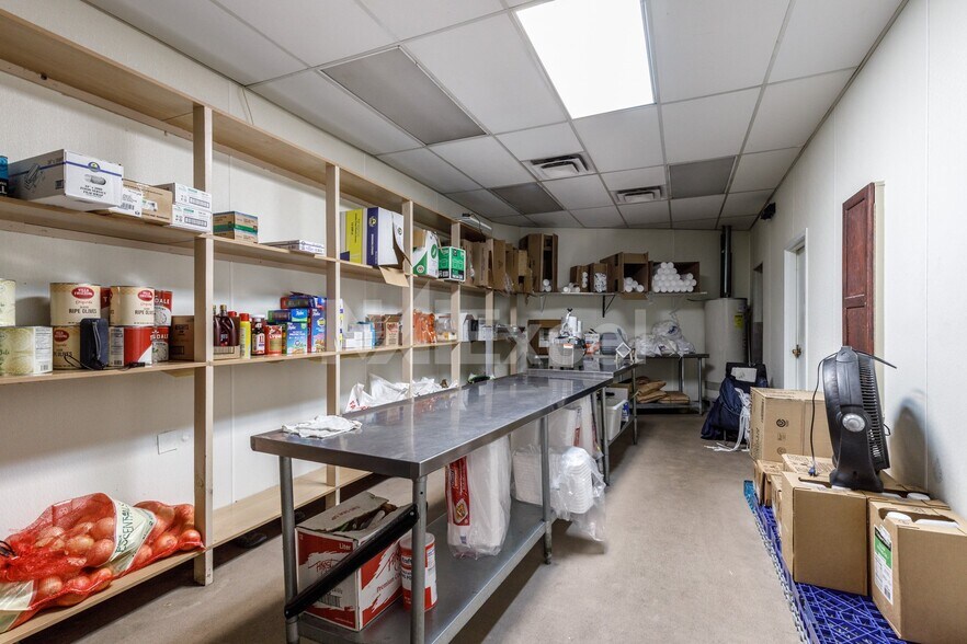 More Photos Of 9155 S Redwood Rd, West Jordan Restaurant For Sale